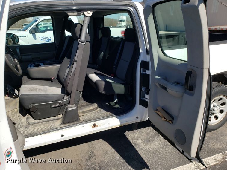 image for item DD2581 2008 Chevrolet Silverado 1500 Ext. Cab pickup truck
