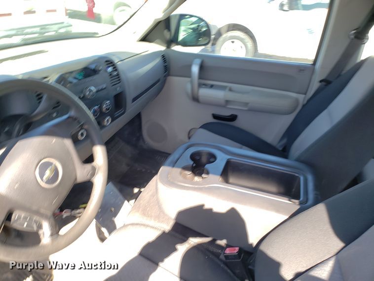 image for item DD2581 2008 Chevrolet Silverado 1500 Ext. Cab pickup truck