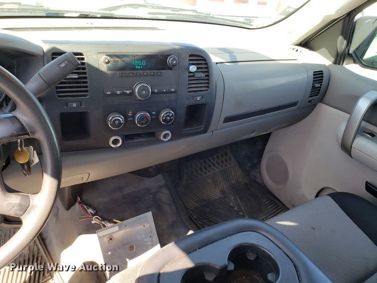 image for item DD2581 2008 Chevrolet Silverado 1500 Ext. Cab pickup truck