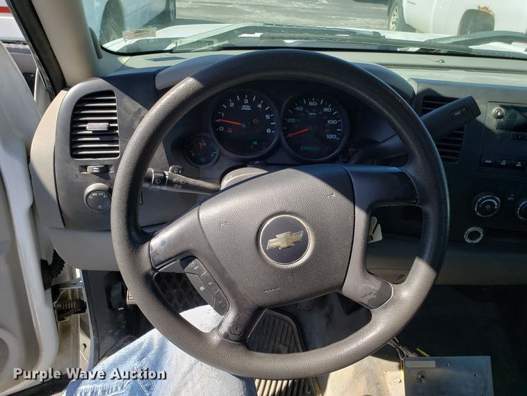 image for item DD2581 2008 Chevrolet Silverado 1500 Ext. Cab pickup truck