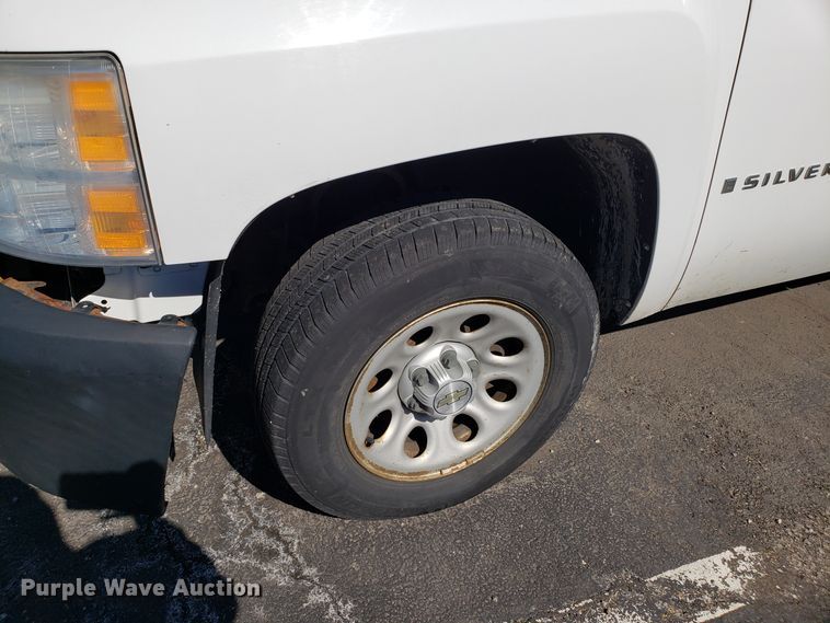 image for item DD2581 2008 Chevrolet Silverado 1500 Ext. Cab pickup truck