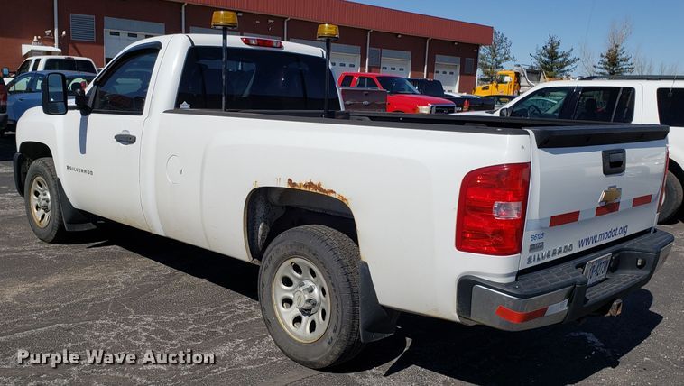 image for item DD2582 2007 Chevrolet Silverado 1500 pickup truck
