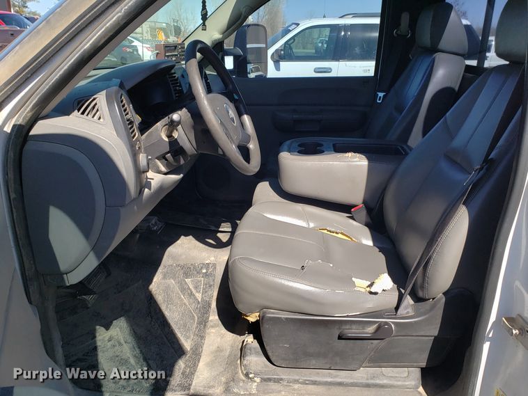 image for item DD2582 2007 Chevrolet Silverado 1500 pickup truck