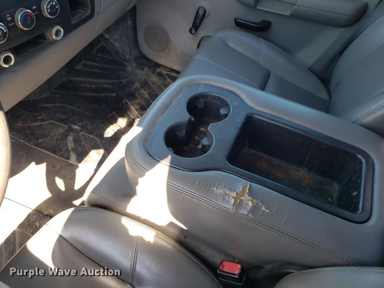 image for item DD2582 2007 Chevrolet Silverado 1500 pickup truck