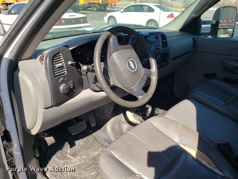 image for item DD2591 2007 Chevrolet Silverado 1500 pickup truck