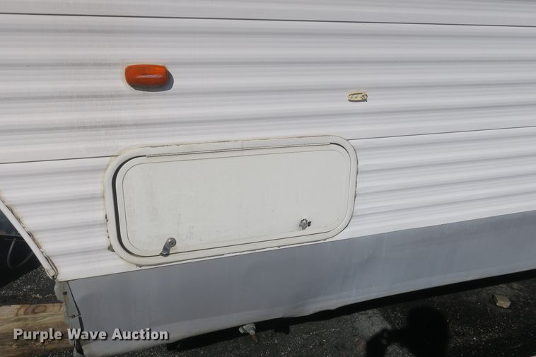 image for item DF5095 2005 Sunray Smokey camper