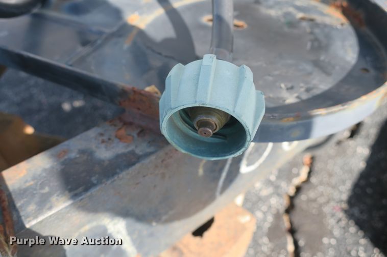 image for item DF5095 2005 Sunray Smokey camper