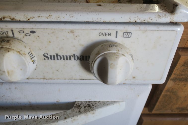 image for item DF5095 2005 Sunray Smokey camper