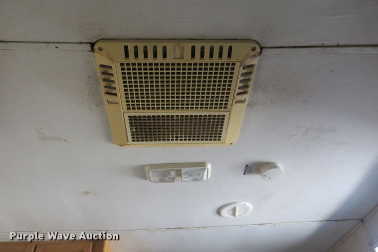 image for item DF5095 2005 Sunray Smokey camper