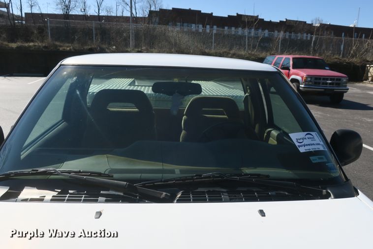 image for item DF5096 1994 Chevrolet S10 pickup truck