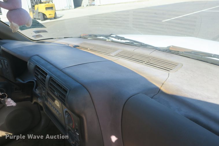 image for item DF5096 1994 Chevrolet S10 pickup truck