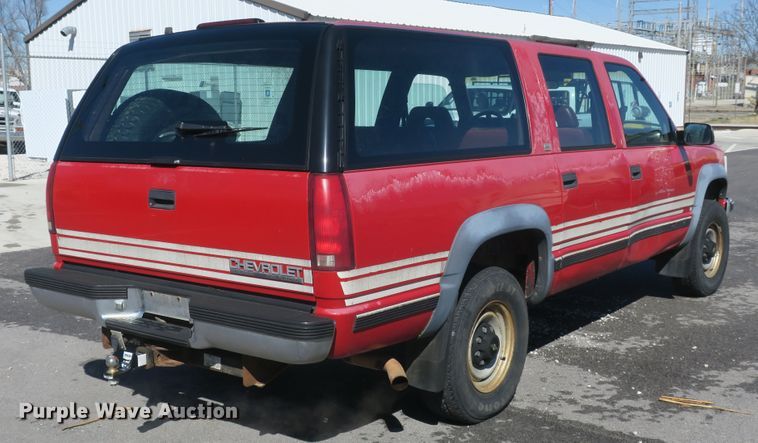 image for item DF5098 1994 Chevrolet Suburban K2500 SUV