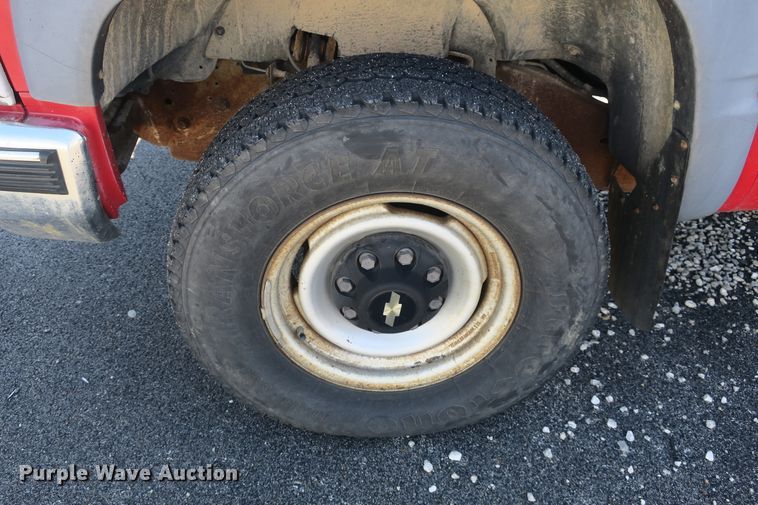 image for item DF5098 1994 Chevrolet Suburban K2500 SUV