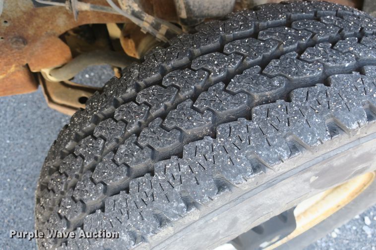 image for item DF5098 1994 Chevrolet Suburban K2500 SUV