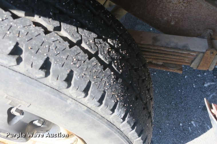 image for item DF5098 1994 Chevrolet Suburban K2500 SUV