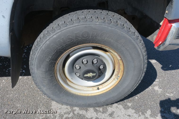 image for item DF5098 1994 Chevrolet Suburban K2500 SUV