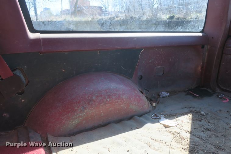 image for item DF5098 1994 Chevrolet Suburban K2500 SUV