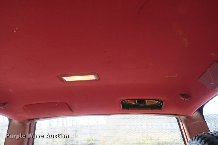 image for item DF5098 1994 Chevrolet Suburban K2500 SUV