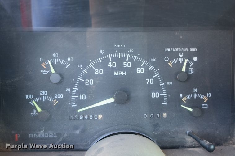 image for item DF5098 1994 Chevrolet Suburban K2500 SUV