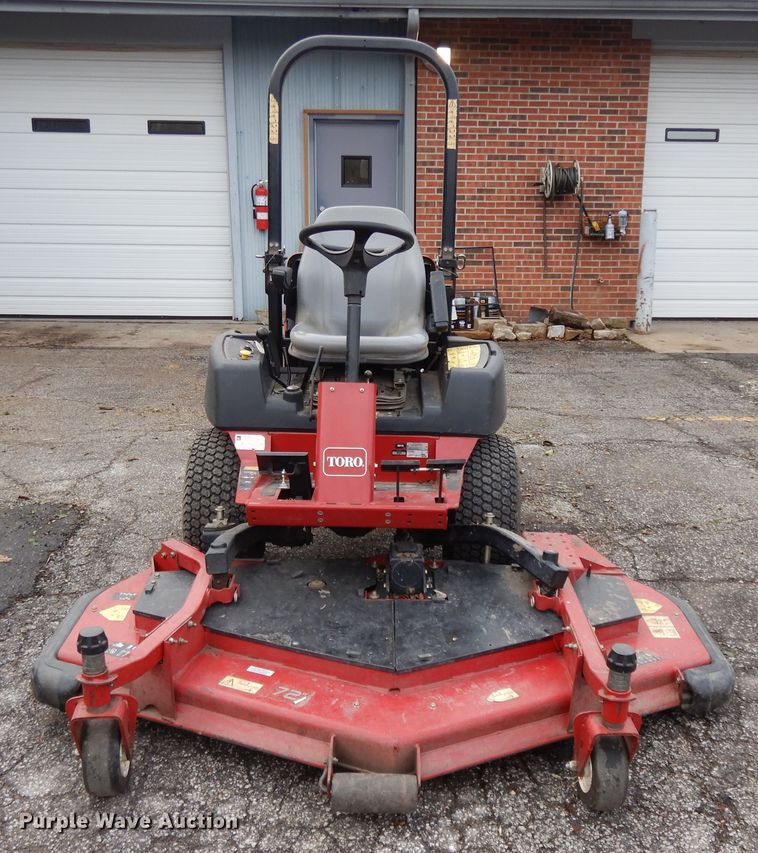 image for item DF5856 2010 Toro Groundmaster 3280D lawn mower
