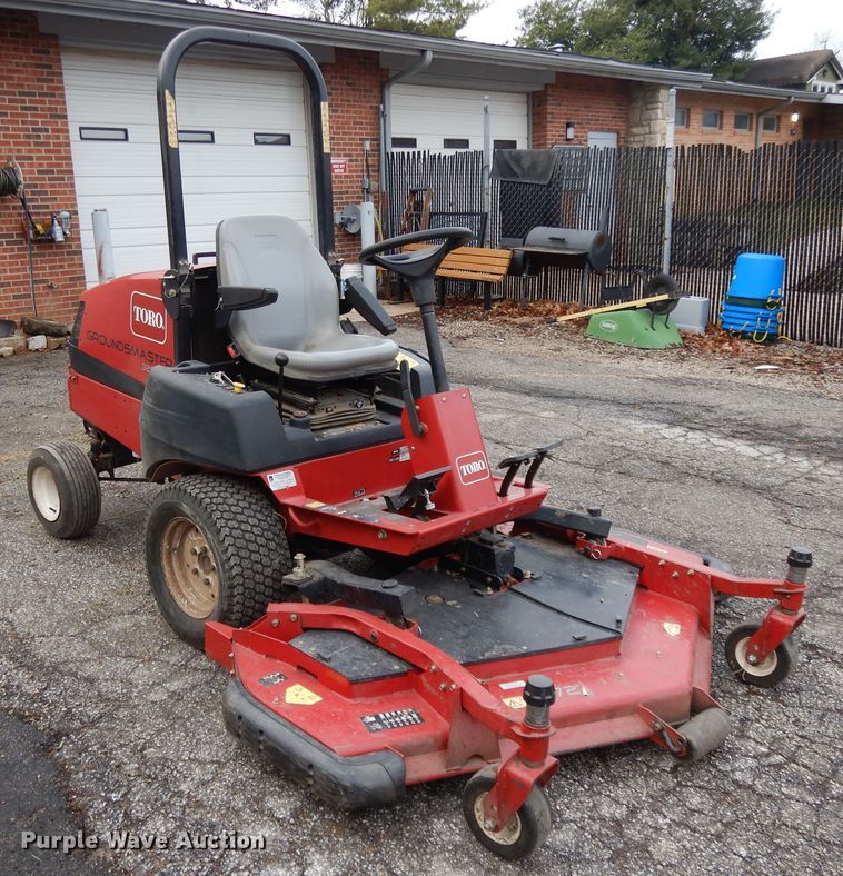 image for item DF5856 2010 Toro Groundmaster 3280D lawn mower
