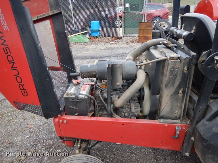 image for item DF5856 2010 Toro Groundmaster 3280D lawn mower