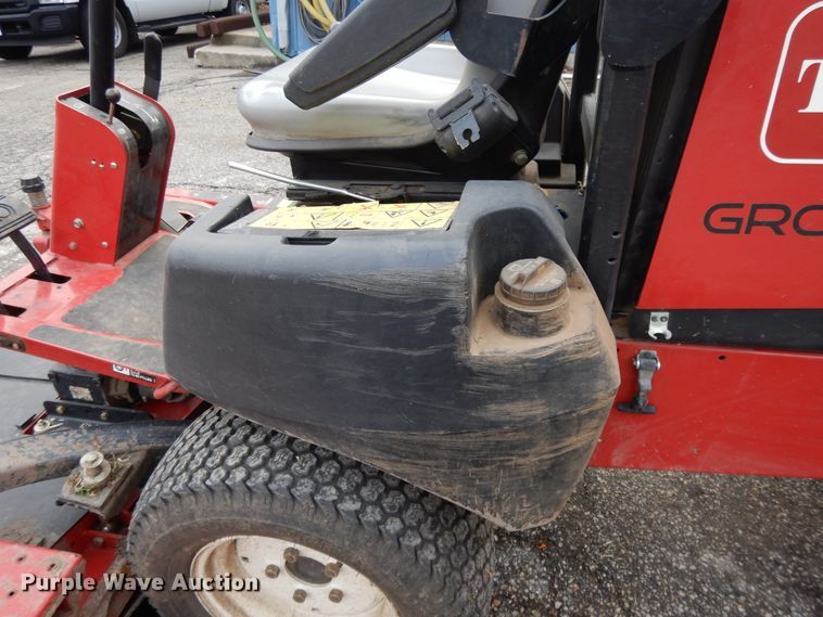 image for item DF5856 2010 Toro Groundmaster 3280D lawn mower