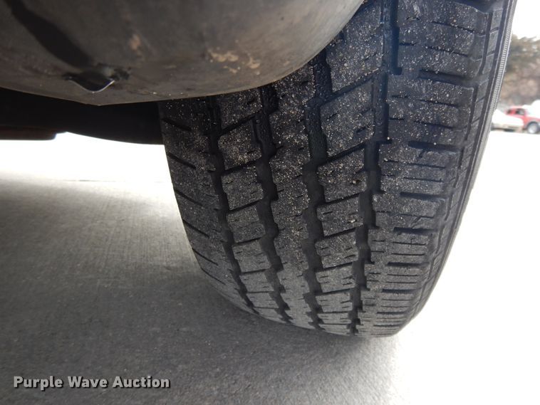 image for item DF5860 2005 Ford Escape Hybrid SUV