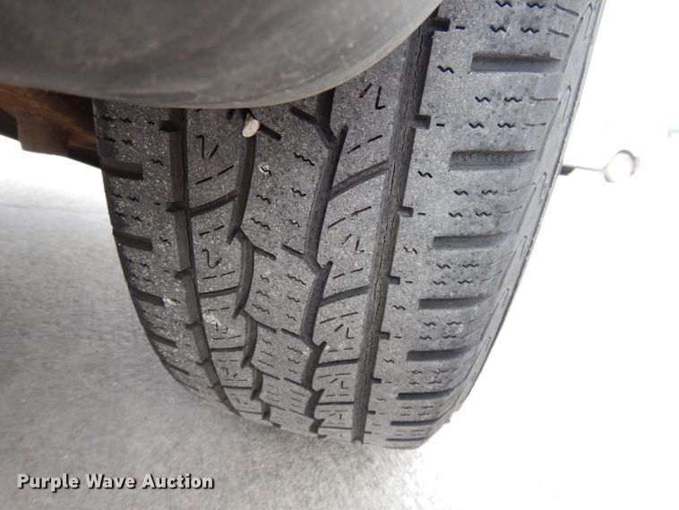 image for item DF5860 2005 Ford Escape Hybrid SUV