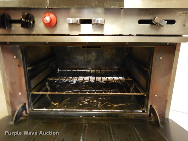 image for item DF5870 1985 Vulcan oven