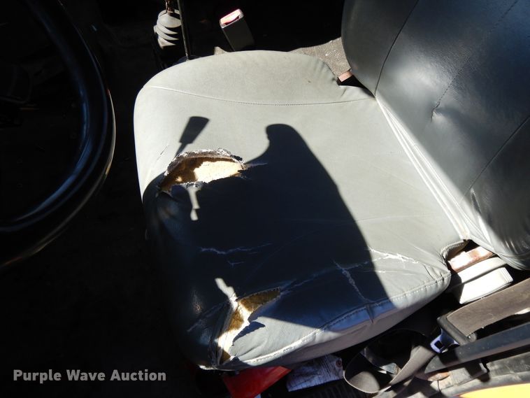 image for item DF5929 2006 International 7400 dump truck