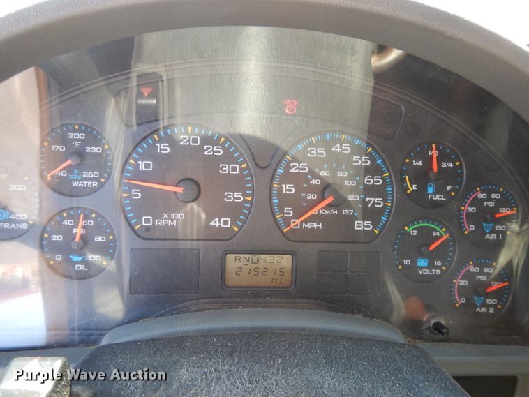 image for item DF5929 2006 International 7400 dump truck