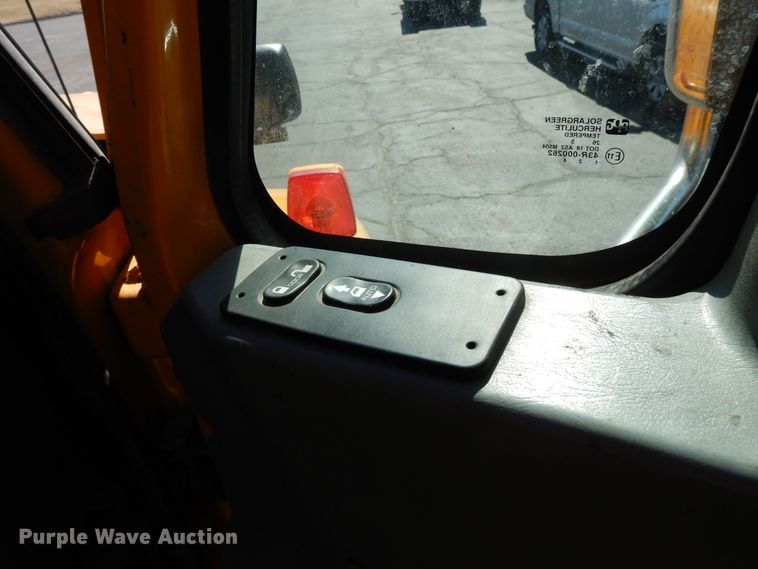 image for item DF5929 2006 International 7400 dump truck