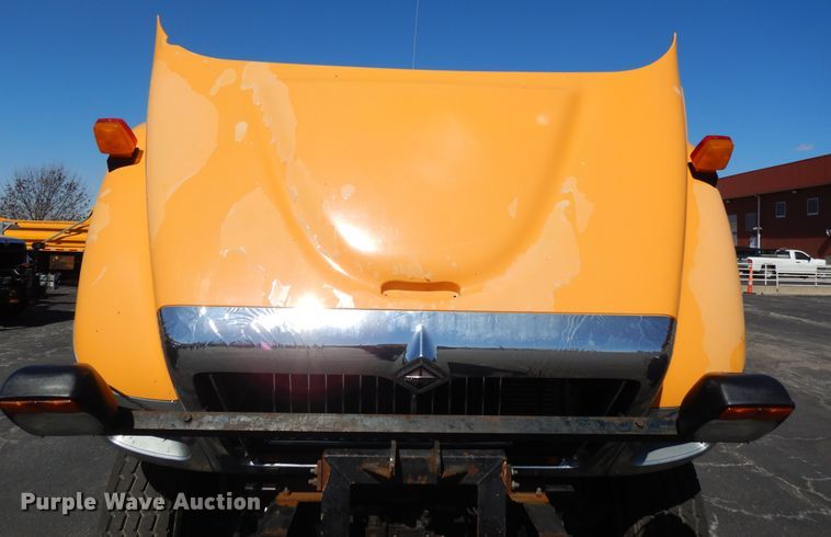 image for item DF5929 2006 International 7400 dump truck