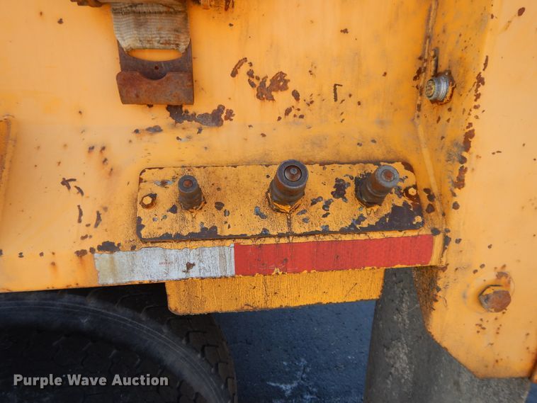 image for item DF5929 2006 International 7400 dump truck