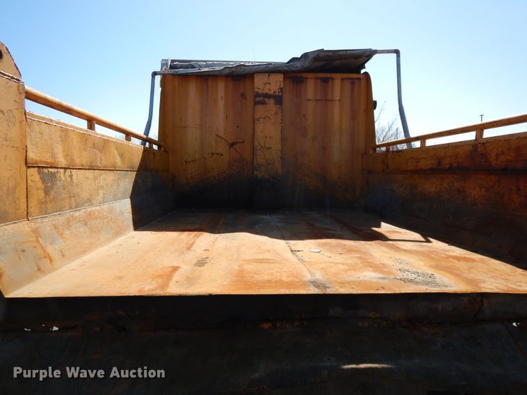 image for item DF5929 2006 International 7400 dump truck