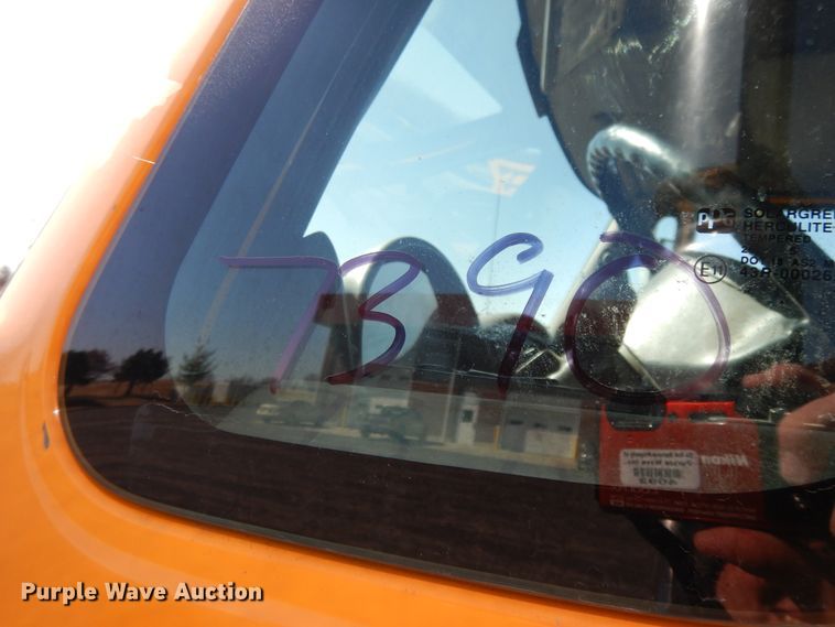 image for item DF5929 2006 International 7400 dump truck