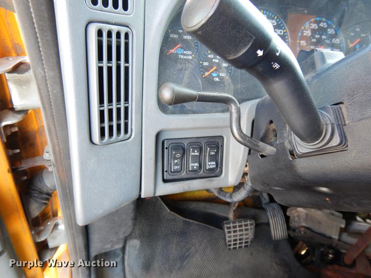 image for item DF5931 2006 International 7400 dump truck