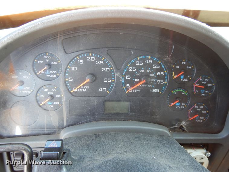 image for item DF5931 2006 International 7400 dump truck