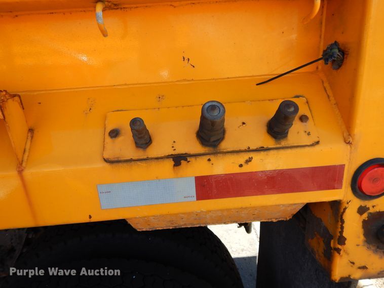 image for item DF5931 2006 International 7400 dump truck