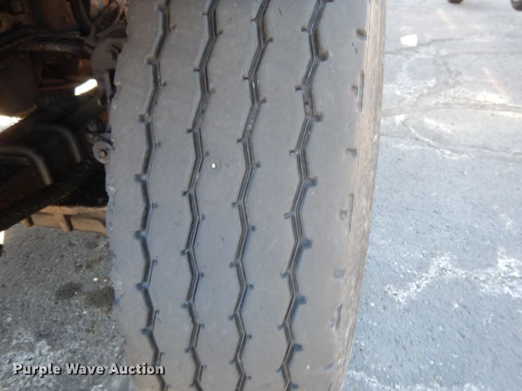 image for item DF5931 2006 International 7400 dump truck