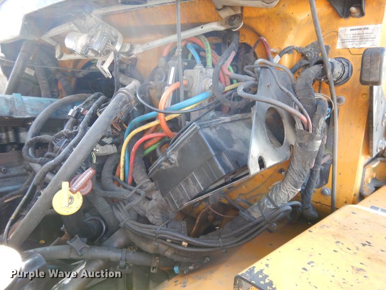 image for item DF5932 2006 International 7400 dump truck