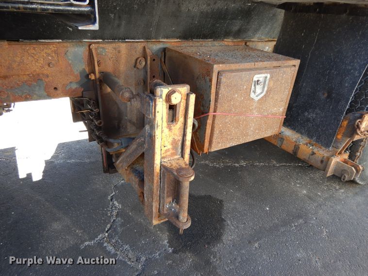 image for item DF5932 2006 International 7400 dump truck