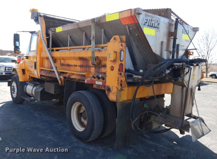 image for item DF5936 2006 International 7400 dump truck