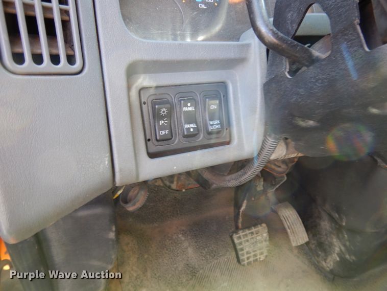 image for item DF5936 2006 International 7400 dump truck