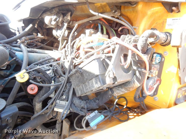 image for item DF5936 2006 International 7400 dump truck