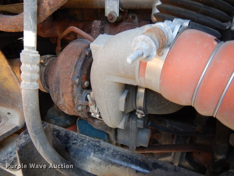 image for item DF5936 2006 International 7400 dump truck