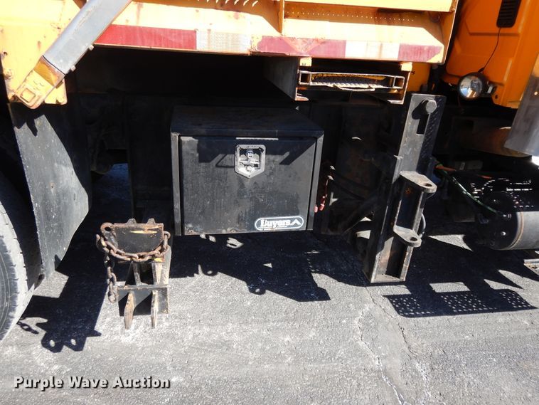 image for item DF5936 2006 International 7400 dump truck