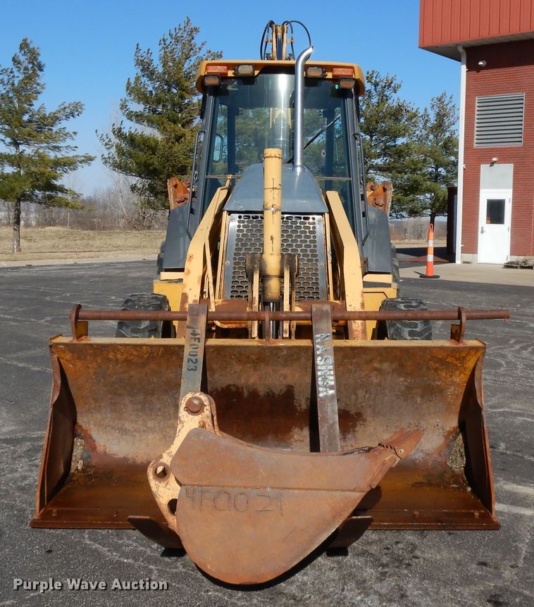 image for item DF5937 2003 John Deere 410G backhoe