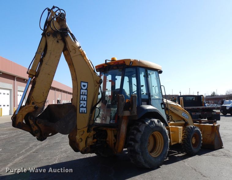 image for item DF5937 2003 John Deere 410G backhoe